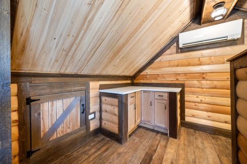 Tiny photo for 711 S 4th Avenue, Libertyville, IL 60048 (MLS # 12558681)