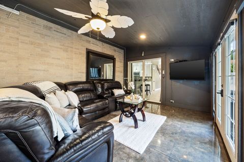 Tiny photo for 2390 Buttercup Court, Aurora, IL 60506 (MLS # 12502771)