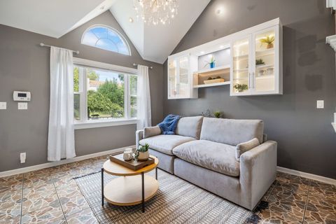 Tiny photo for 2390 Buttercup Court, Aurora, IL 60506 (MLS # 12502771)