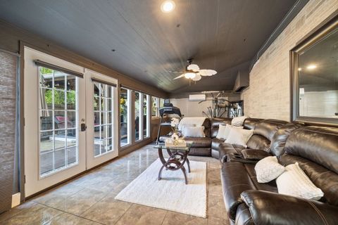 Tiny photo for 2390 Buttercup Court, Aurora, IL 60506 (MLS # 12502771)