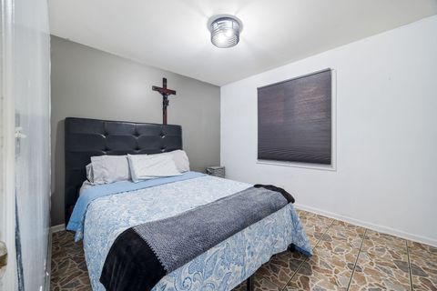 Tiny photo for 2390 Buttercup Court, Aurora, IL 60506 (MLS # 12502771)