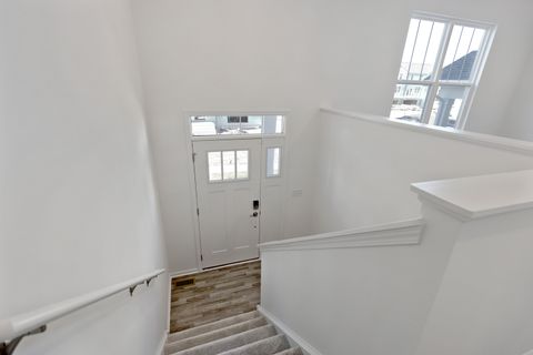 Tiny photo for 530 Wolverine Drive, Aurora, IL 60502 (MLS # 12577986)