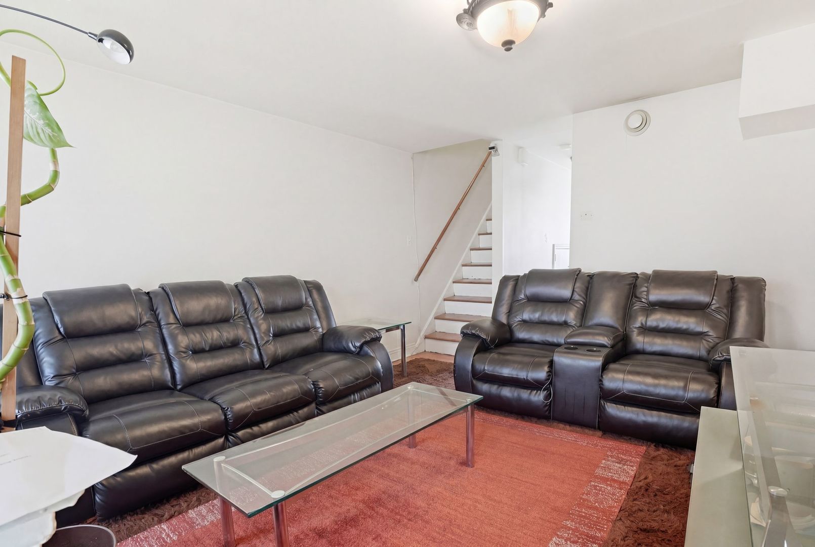 7500 S Kenwood Avenue S B