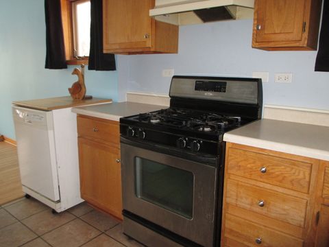 Tiny photo for 3902 W Claire Boulevard, Midlothian, IL 60445 (MLS # 12523160)