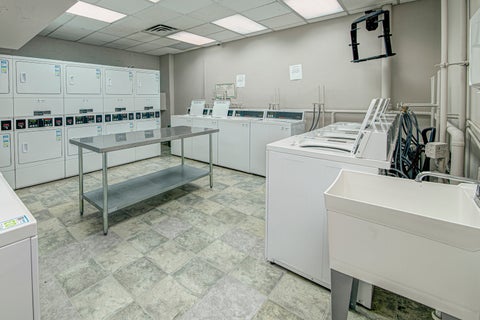 Tiny photo for 33 W Delaware Place #19H, Chicago, IL 60610 (MLS # 12781428)