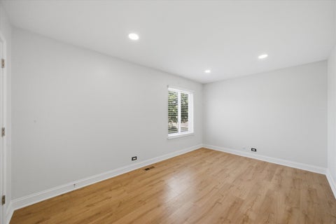 Tiny photo for 1130 Cove Drive, Prospect Heights, IL 60070 (MLS # 12687244)
