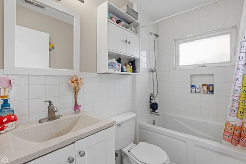 Tiny photo for 7301 Davis Street, Morton Grove, IL 60053 (MLS # 12623390)