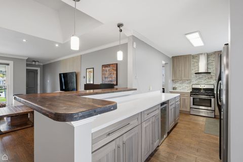 Tiny photo for 7301 Davis Street, Morton Grove, IL 60053 (MLS # 12623390)