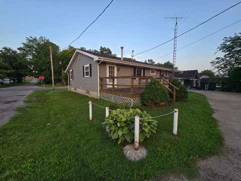 Tiny photo for 600 S Jackson Street, Mcleansboro, IL 62859 (MLS # 12695408)