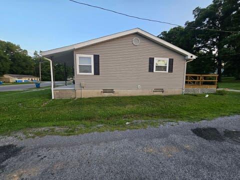 Tiny photo for 600 S Jackson Street, Mcleansboro, IL 62859 (MLS # 12695408)