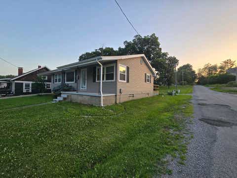Tiny photo for 600 S Jackson Street, Mcleansboro, IL 62859 (MLS # 12695408)