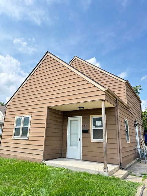 17 W 30th Place Steger IL 60475