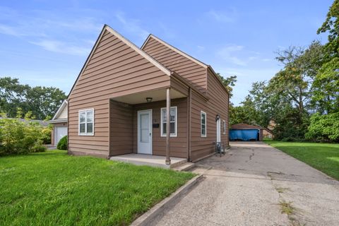 Tiny photo for 17 W 30th Place, Steger, IL 60475 (MLS # 12614919)