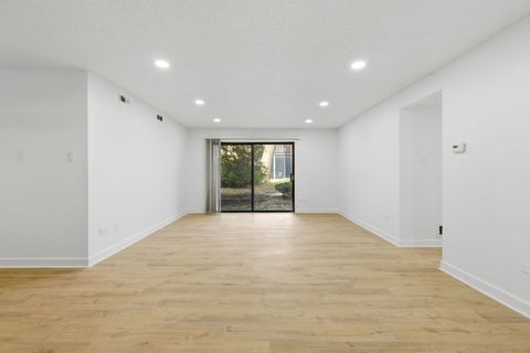 Tiny photo for 8216 Mulberry Court #8A, Palos Hills, IL 60465 (MLS # 12602027)