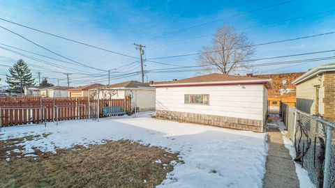 Tiny photo for 12728 S Saginaw Avenue, Chicago, IL 60633 (MLS # 12567948)
