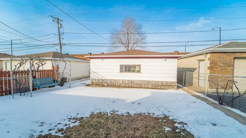 Tiny photo for 12728 S Saginaw Avenue, Chicago, IL 60633 (MLS # 12567948)