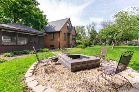 A home in Glen Ellyn