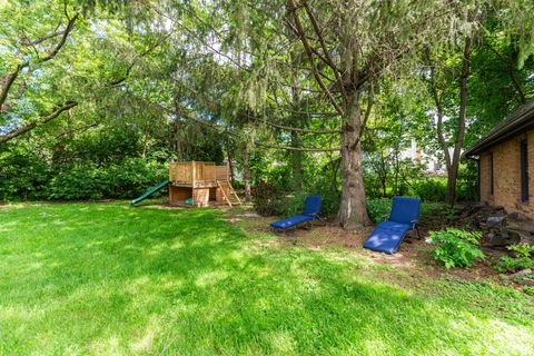 A home in Glen Ellyn