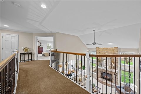 Tiny photo for 664 Bennett Drive, North Aurora, IL 60542 (MLS # 12608075)