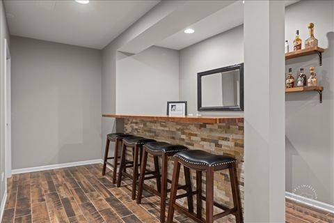 Tiny photo for 664 Bennett Drive, North Aurora, IL 60542 (MLS # 12608075)