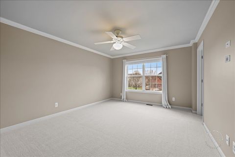 Tiny photo for 664 Bennett Drive, North Aurora, IL 60542 (MLS # 12608075)