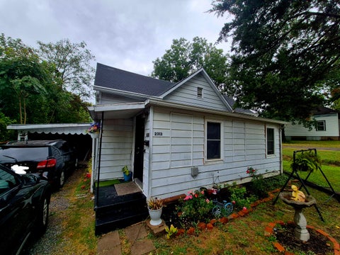 2313 Glenwood Avenue, Eldorado, IL 62930 - #: 12692467