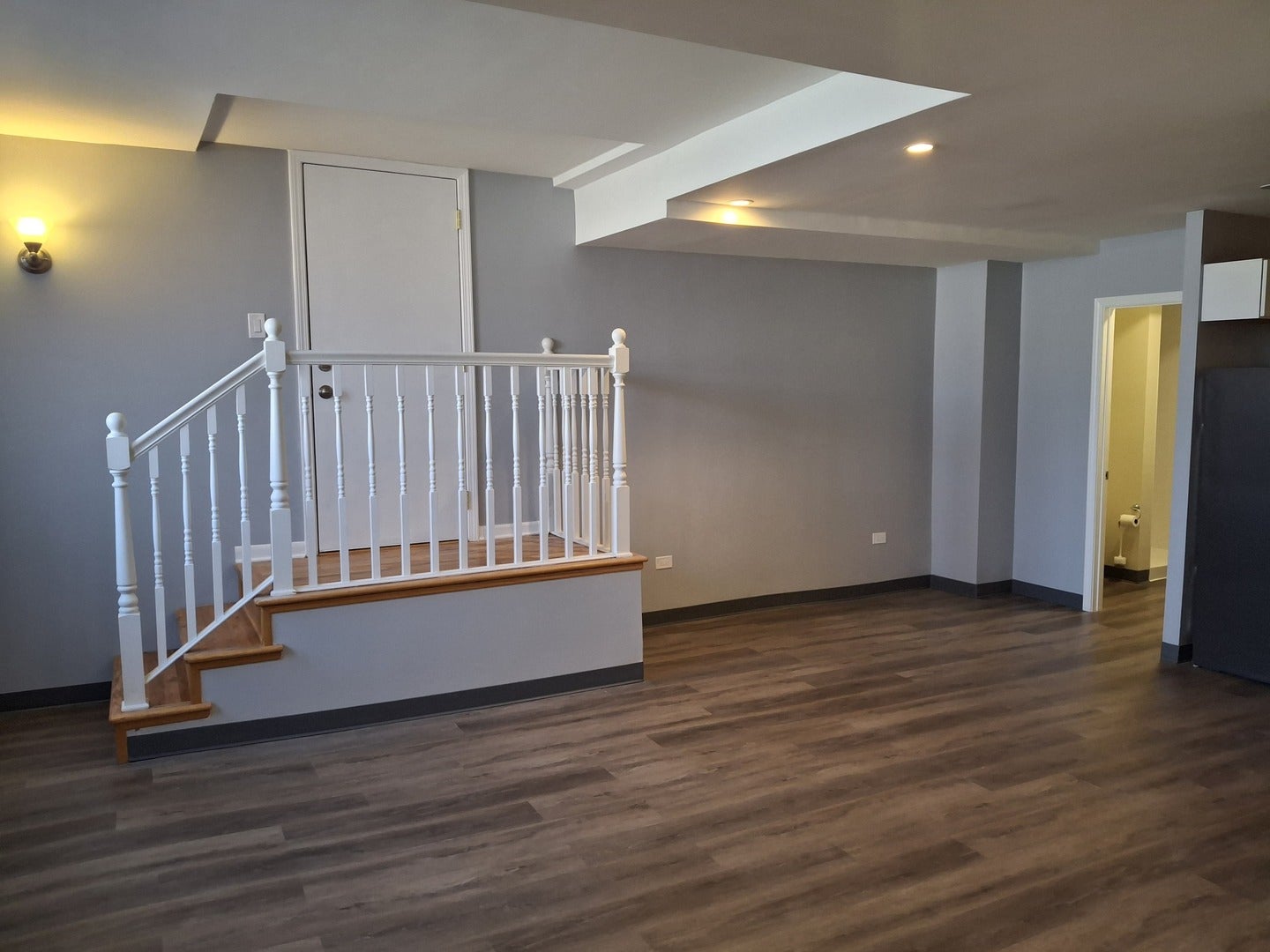 3149 W Wellington Avenue 1