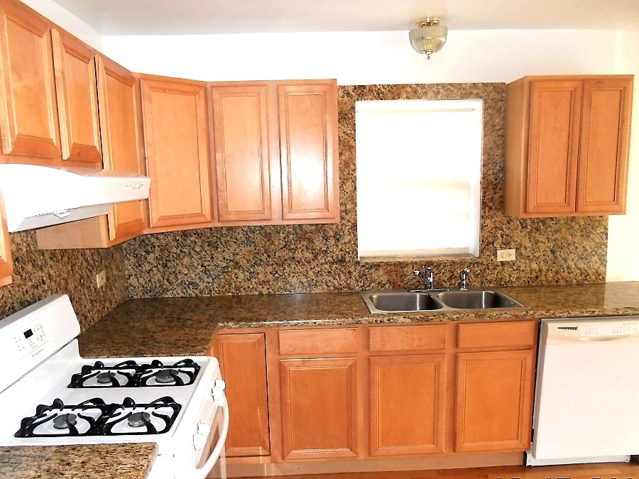 5534 N Campbell Avenue 0003