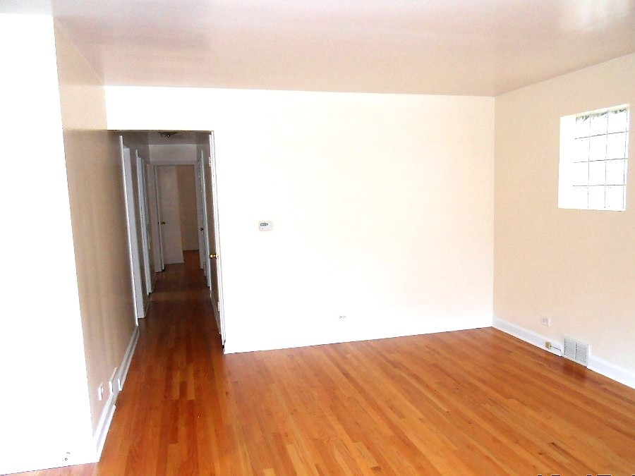 5534 N Campbell Avenue 0003