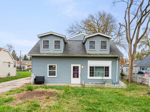 16W583 2nd Court, Bensenville, IL 60106 - #: 12215465