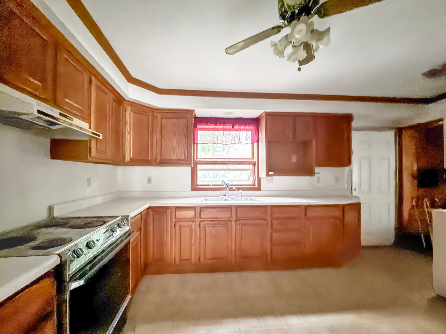 333 W Champaign Avenue