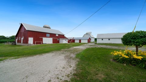 Tiny photo for 18521 Anderson Road, Prophetstown, IL 61277 (MLS # 12507266)