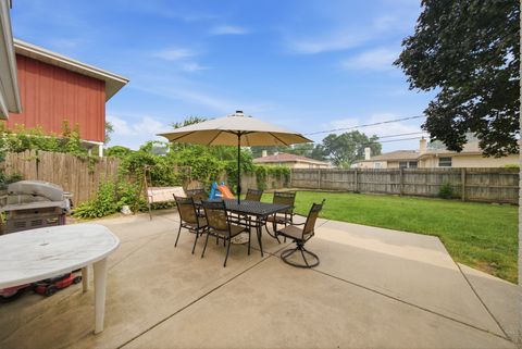 Tiny photo for 7928 Arcadia Street, Morton Grove, IL 60053 (MLS # 12714951)