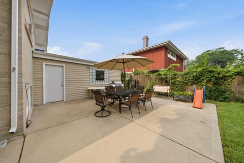 Tiny photo for 7928 Arcadia Street, Morton Grove, IL 60053 (MLS # 12714951)