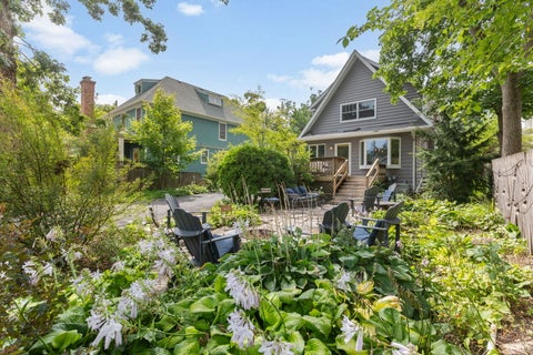 Tiny photo for 139 Washington Circle, Lake Forest, IL 60045 (MLS # 12735081)