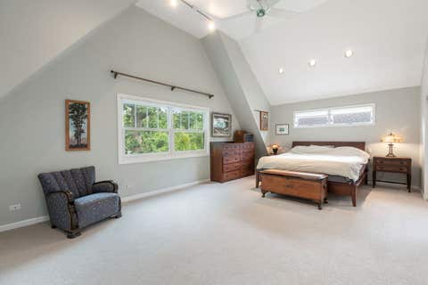 Tiny photo for 139 Washington Circle, Lake Forest, IL 60045 (MLS # 12735081)