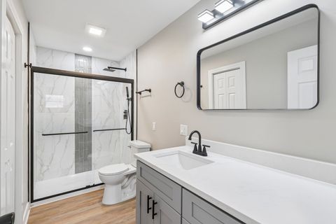 Tiny photo for 15631 East End Avenue, Dolton, IL 60419 (MLS # 12673055)