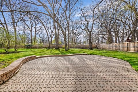 Tiny photo for 2374 N Westwood Lane, Palatine, IL 60074 (MLS # 12616040)