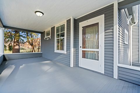 A home in Waukegan