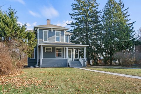 A home in Waukegan