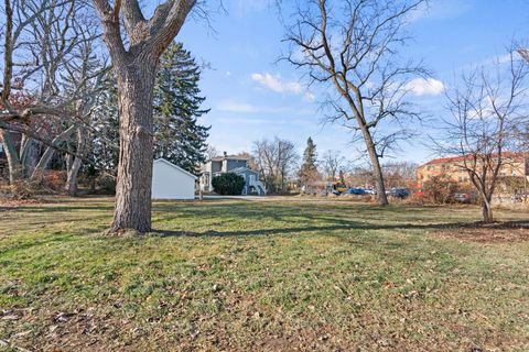 A home in Waukegan