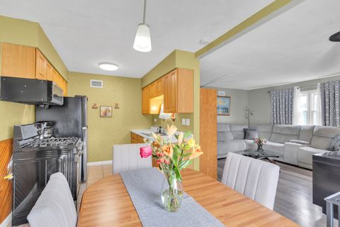 Tiny photo for 1314 ELY Court #1314, Wheeling, IL 60090 (MLS # 12632251)