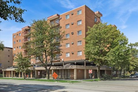 Photo of 7830 W North Avenue #415, Elmwood Park, IL 60707 (MLS # 12474740) Photo of 7830 W North Avenue #415, Elmwood Park, IL 60707 (MLS # 12474740)