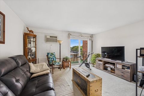 Tiny photo for 7830 W North Avenue #415, Elmwood Park, IL 60707 (MLS # 12474740)