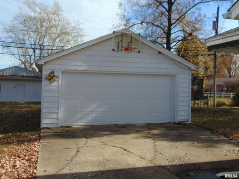 Tiny photo for 936 N 22ND Street, Murphysboro, IL 62966 (MLS # EB460459)