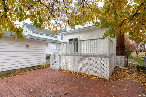 Tiny photo for 311 W POPLAR Street, Harrisburg, IL 62946 (MLS # QC4269298)