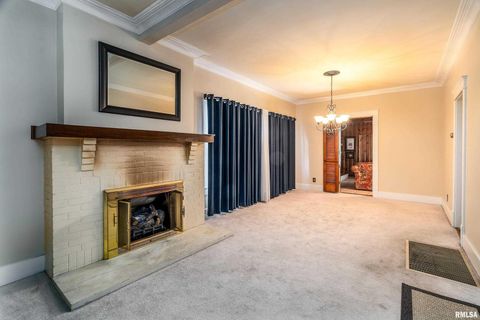 Tiny photo for 311 W POPLAR Street, Harrisburg, IL 62946 (MLS # QC4269298)