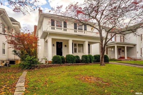 Photo of 311 W POPLAR Street, Harrisburg, IL 62946 (MLS # QC4269298)