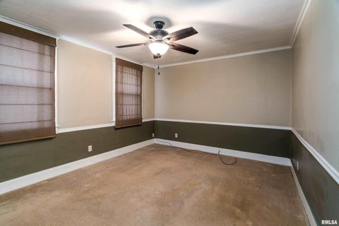 Tiny photo for 311 W POPLAR Street, Harrisburg, IL 62946 (MLS # QC4269298)