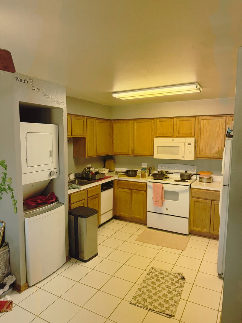 10524 S Pulaski Road 3SE